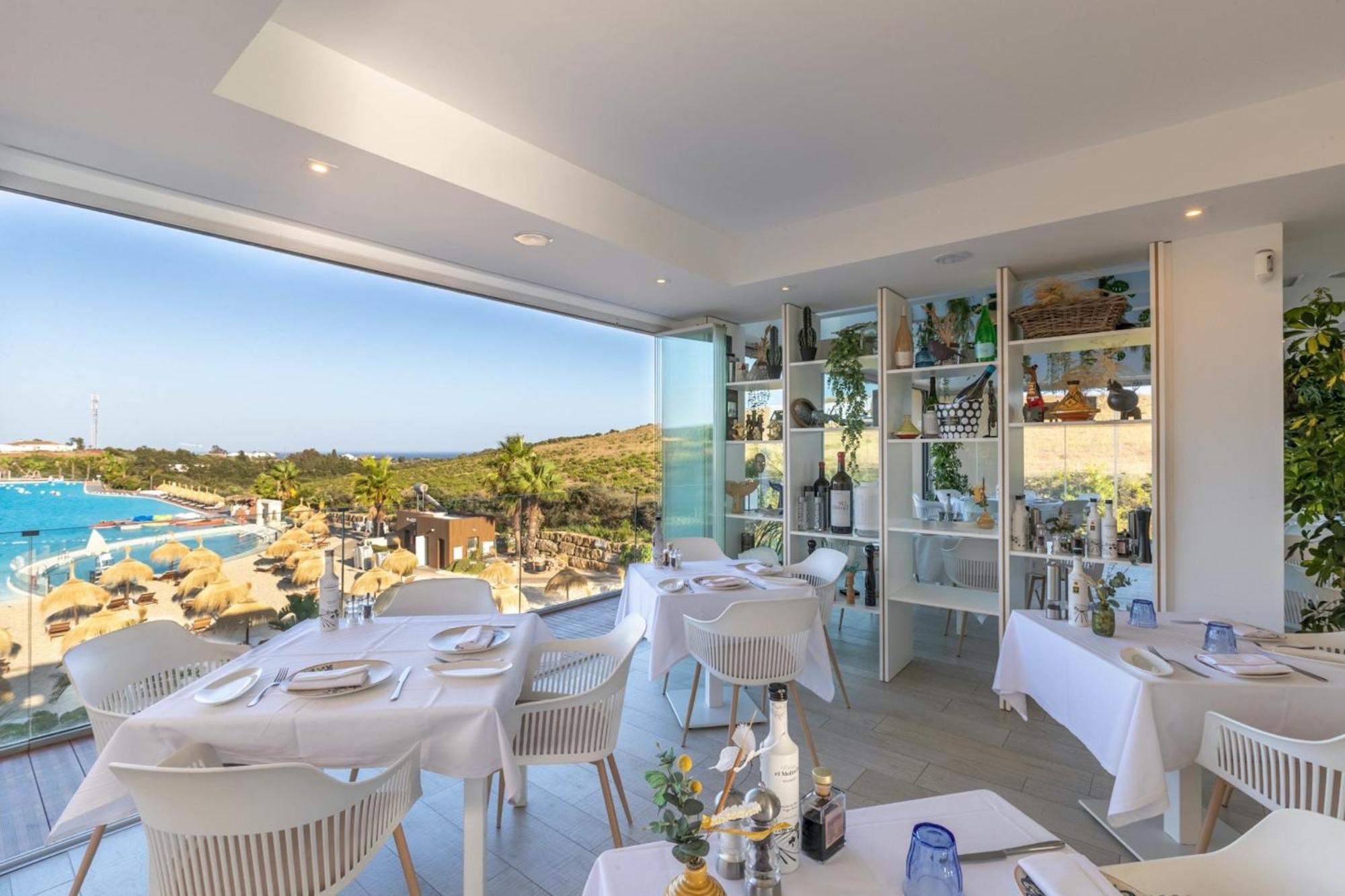 Al-401 Apartment In Alcazaba Lagoon Estepona Eksteriør billede